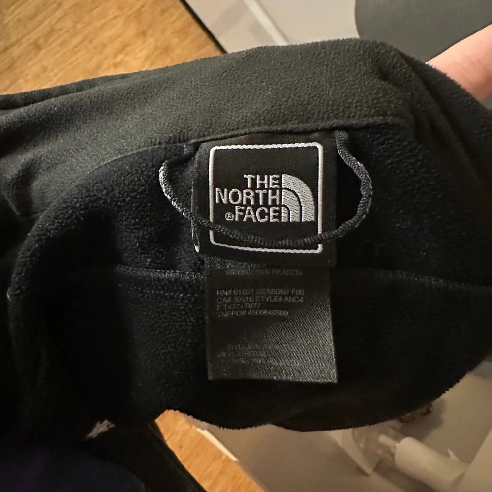 The North Face Zip Up - Picture 6 of 6